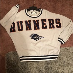 UTSA VS Pink pullover